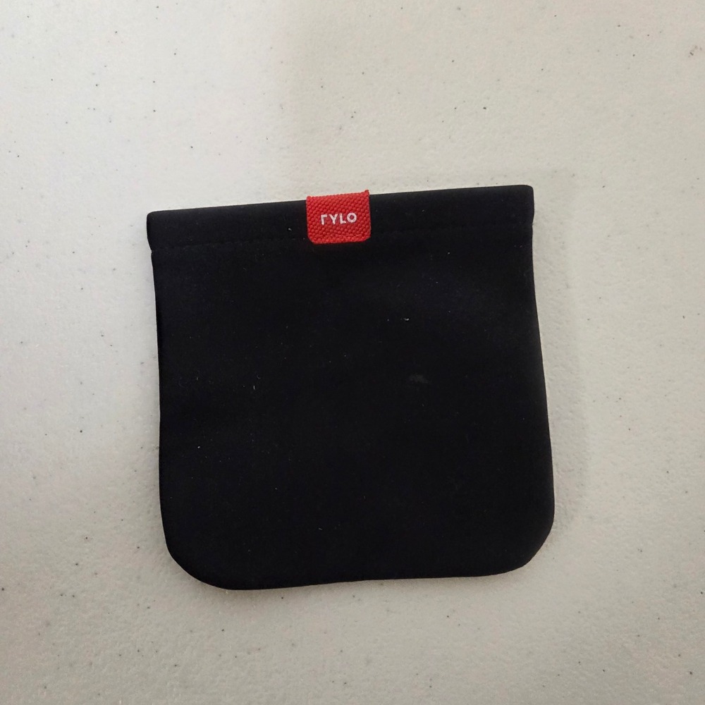 Tylo Black Neoprene Squeeze Top Flex Frame Small Accessory Pouch Case